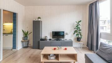 Apartment, 2 Bedrooms, Balcony | Living area