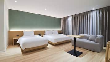 Deluxe Twin Room | Premium bedding, down comforters, desk, laptop workspace