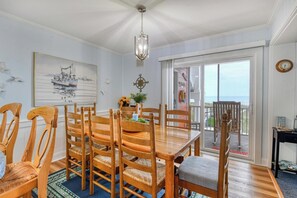Dining - Compass Rose 22 - Three Bedroom, Two Bath Oceanfront Condo (Garden City Beach)