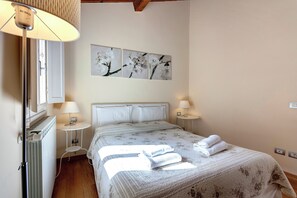 Apartment, 1 Bedroom | 2 bedrooms - Bright and Comfortable Apartment in Florence S M Novella Area (Florence)