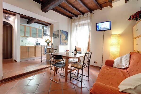 Dining - Bellismo Apartment for 4 People Santa Maria Novella Florence Center (Florence)