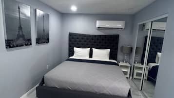 1 chambre, fer et planche Ă  repasser, Wi-Fi gratuit, draps fournis