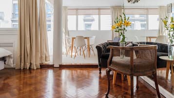 Apartment, 1 Bedroom, City View | Living area | 32-inch LED TV with cable channels, Netflix, pay films
