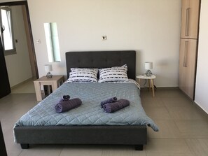 Villa, 4 soverom, røyk, privat basseng | 4 soverom