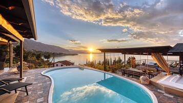 Villa, 4 Bedrooms, Private Pool, Garden View | Pool