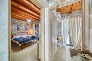 Vila, 4 quartos, piscina particular, vista para o jardim | 4 quartos