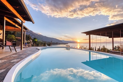 Magical View, Villa Asproneri, Kamena Vourla