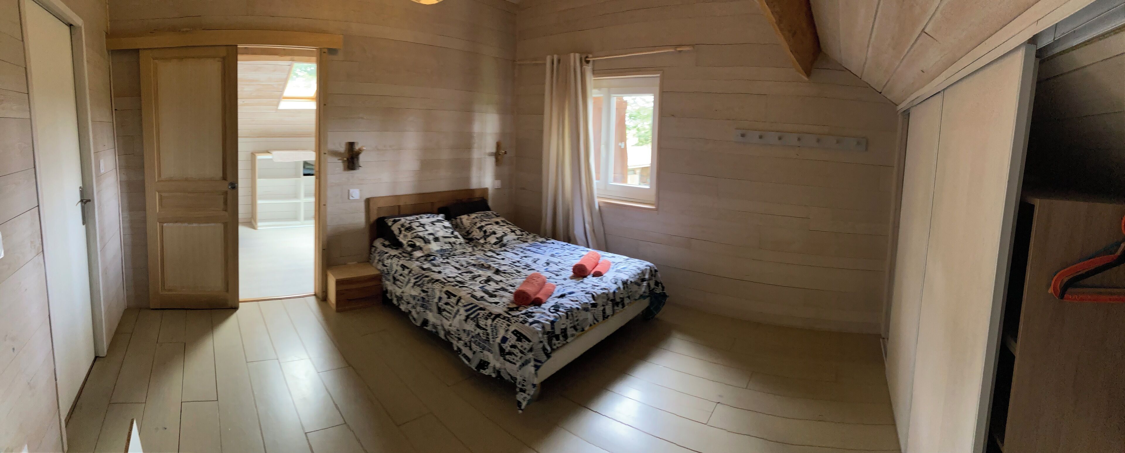 4 chambres, bureau, fer et planche à repasser, Wi-Fi gratuit
