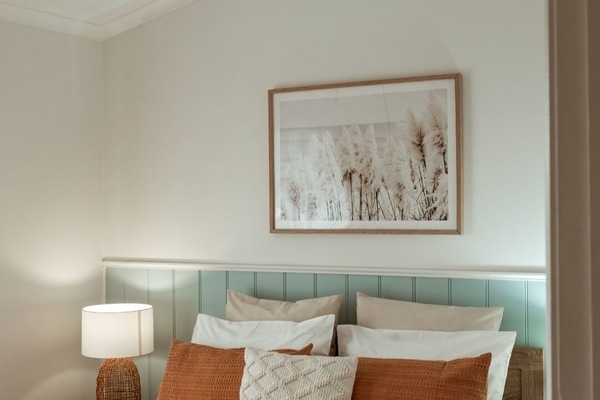 Bedroom 2 - Double bed with electric blanket. Linen provided. Built in robe