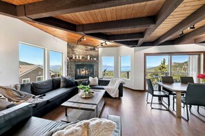 TV, peis og kontorer