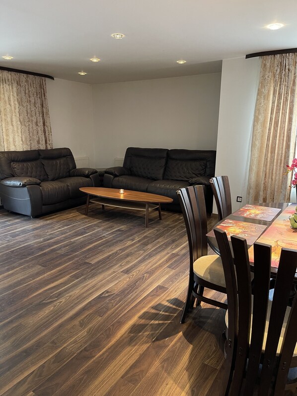 Smart TV, fireplace, printers