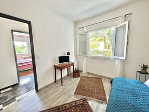 3 chambres, Wi-Fi gratuit, draps fournis