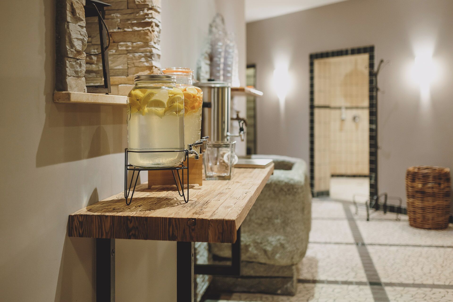 Sauna, steam room, massages