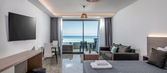 Ebenus Suites by Checkin