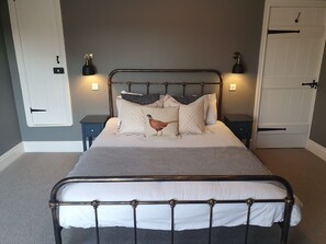 3 bedrooms, iron/ironing board, travel cot, WiFi