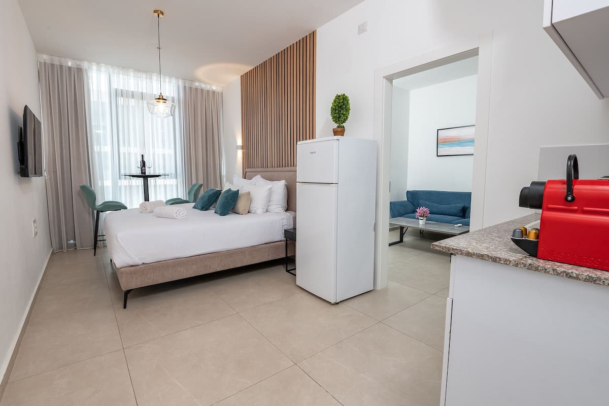 Family Suite, City View | 1 bedroom, minibar, individually decorated, individually furnished