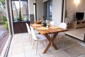 Classic Apartment | Living area