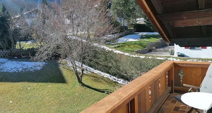 Gemütliche 2 Zimmer FeWo nur 200 Meter von der Talstation entfernt.