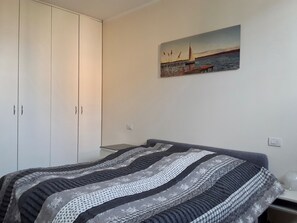 2 habitaciones, cuna de viaje y wifi gratis