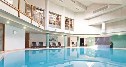 Tithe Cottage - a cottage that sleeps 2 guests in 1 bedroom