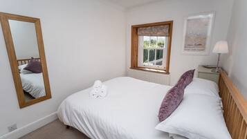 3 habitaciones, tabla de planchar con plancha y wifi gratis