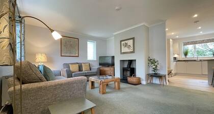 Causey View - a bungalow that sleeps 4 guests in 2 bedrooms