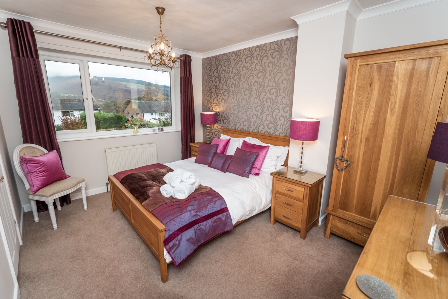 3 bedrooms, iron/ironing board, free WiFi, bed sheets