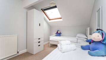 3 camere, ferro/asse da stiro, Wi-Fi gratuito, lenzuola