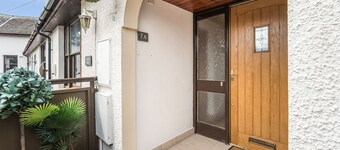 Alban Rise -  a maisonette that sleeps 5 guests  in 3 bedrooms
