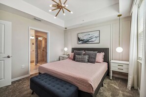 3 bedrooms, travel crib, WiFi, bed sheets