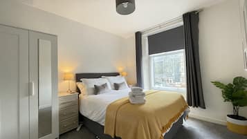 1 bedroom, iron/ironing board, free WiFi, bed sheets