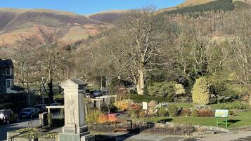 Third-party on-site parking