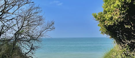 In StrandnÀhe