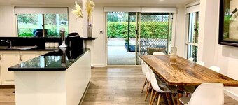 5 Bedroom Mansfield Farm House 