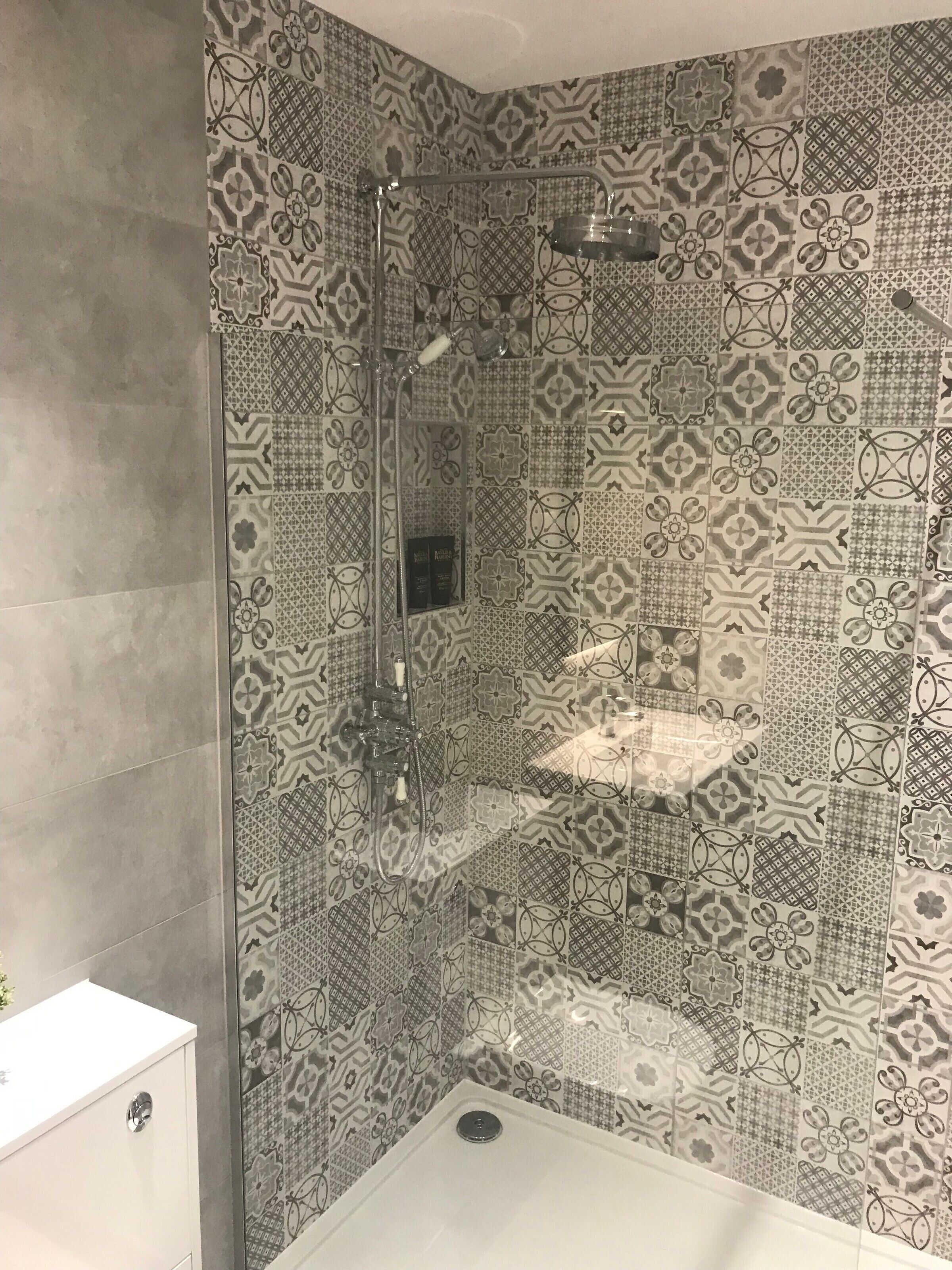 Shower, towels, soap