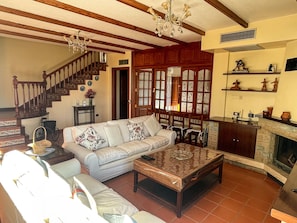 Smart TV - Villas El Alto (Chalet 3 bedrooms) (Moya)