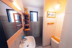 Bathroom - Kaz Lotis, 2min from the beach (Saint-Paul)
