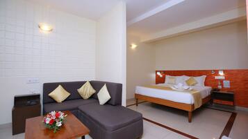 Deluxe Double or Twin Room | Minibar, in-room safe, desk, iron/ironing board