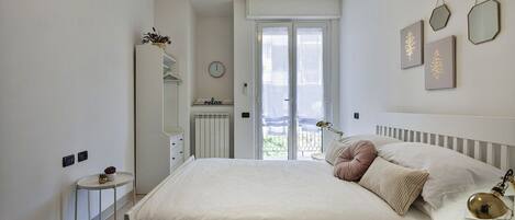 3 chambres, fer et planche à repasser, Wi-Fi gratuit, draps fournis