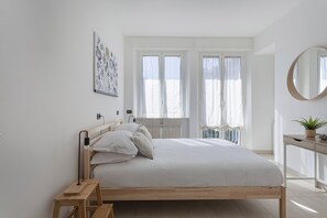 3 dormitorios, tabla de planchar con plancha, wifi gratis y ropa de cama