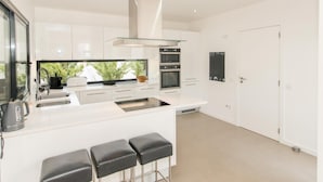 Villa - Moradia V4 de Luxo com Piscina Privada (Tavira)