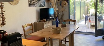 Mazet 38m² + garden 40m² 500m from beaches and all amenities