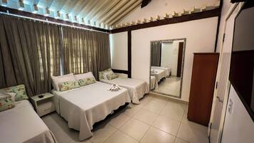 Chambre Quadruple | Wi-Fi gratuit