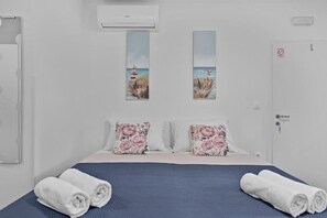 Soundproofing, free WiFi - Hostel Elli (Split)