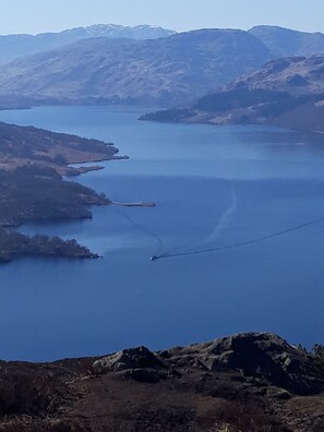 A lake surrounded by mountains. - Spacious Victorian House in Callander - perfect for family holidays. (Callander)