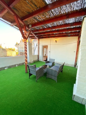 Superior Room | Terrace/patio - Central Hostel (Pecs)