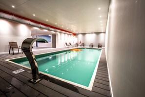 Indoor pool - Cilene del Fuego Suites & Spa (Ushuaia)