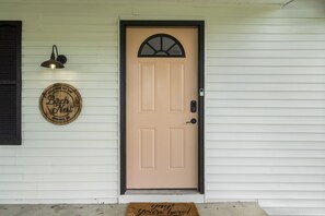 تفاصيل الفندق من الخارج