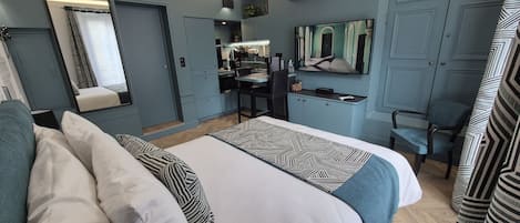 1 bedroom, in-room safe, iron/ironing board, travel crib