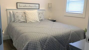 2 chambres, fer et planche Ă repasser, Wi-Fi gratuit, draps fournis